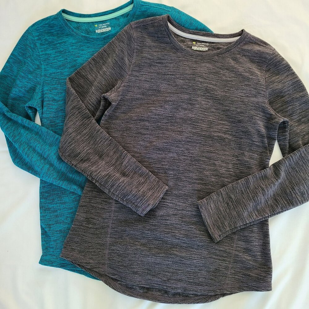 Tek Gear Fleece Crew Neck Pullover Tops - Size MT